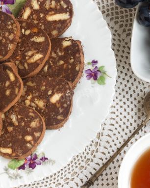 Чайная колбаса из печенья