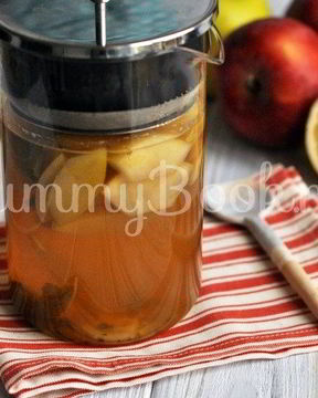 Имбирный чай с яблоками и мятой