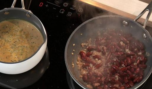 курица с чайным соусом и пюре из фасоли