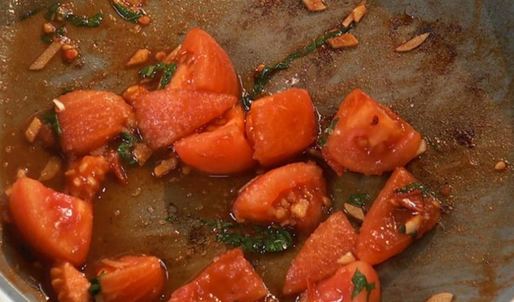 курица с чайным соусом и пюре из фасоли