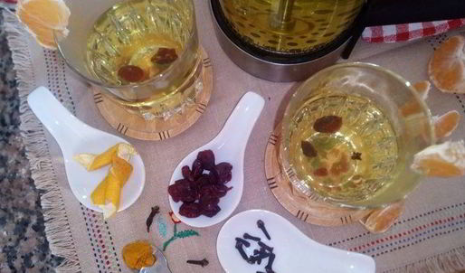 согревающий бруснично-мандариновый чай