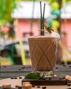 Холодный мятно-шоколадный кофе