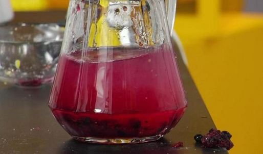 черничный лимонад