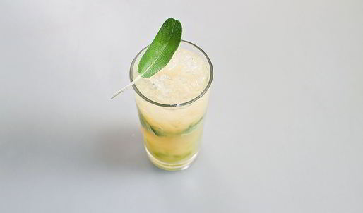 грушевый лимонад с шалфеем