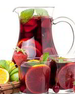 Пунш со сливовым вином и ананасом