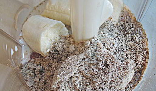 бананово-клюквенный смузи