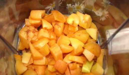 фруктовый смузи-боул со спирулиной