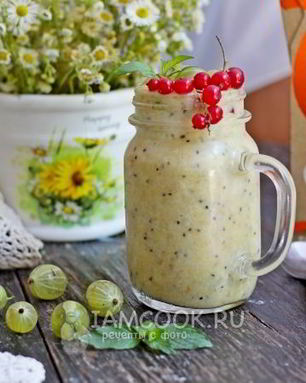 Фруктовый смузи с гречневыми хлопьями