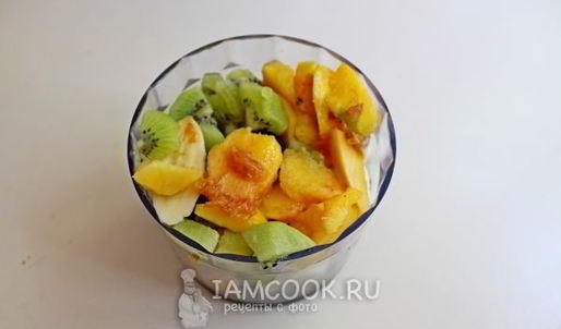 фруктовый смузи с гречневыми хлопьями