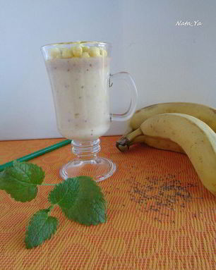 Смузи Ананас-банан с семенами чиа