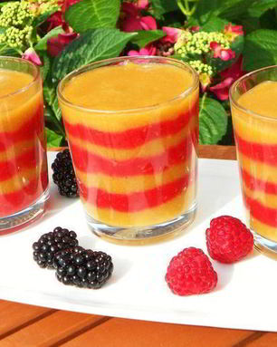 Смузи из малины и персиков