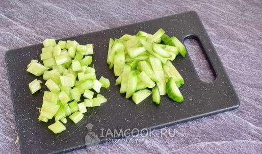 смузи из огурцов и сельдерея