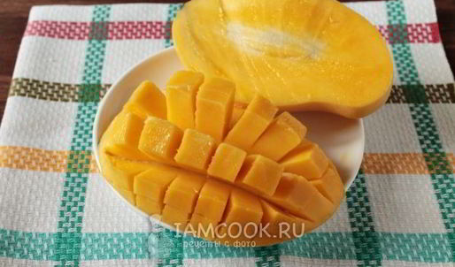 смузи из свежего манго и груши