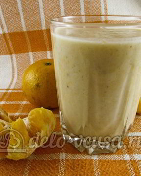 Смузи на кефире с бананом и мандарином
