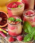 Смузи с малиной и красным апельсином