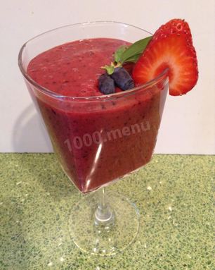 Смузи с жимолостью