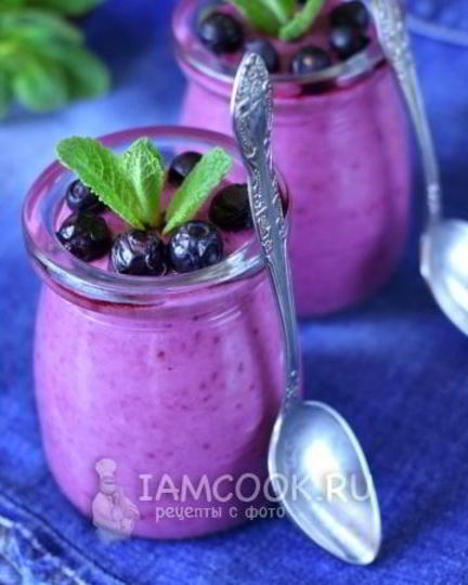 Рецепт творожного смузи с черникой и простоквашей
