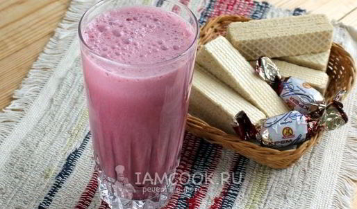 соевый коктейль с ягодами