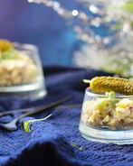 Картофельный салат с белой рыбой