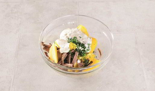 картофельный салат с говядиной