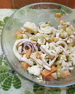 Картофельный салат с кальмарами