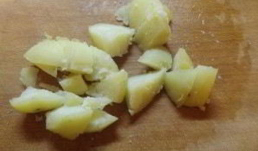 картофельный салат с кальмарами