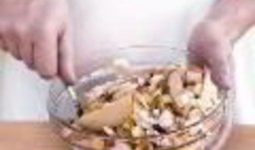 картофельный салат с креветками