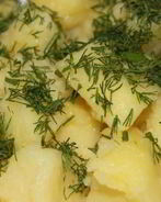 Картофельный салат с укропом