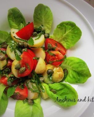 Салат из молодого картофеля с каперсами и мятой