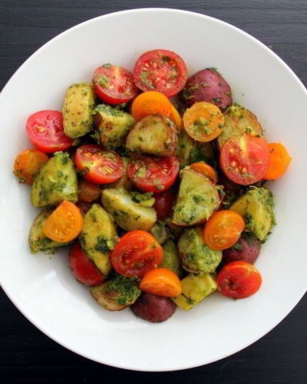 Рецепт салата с картофелем и помидорами на новый год