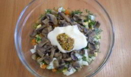 салат с картошкой и грибами