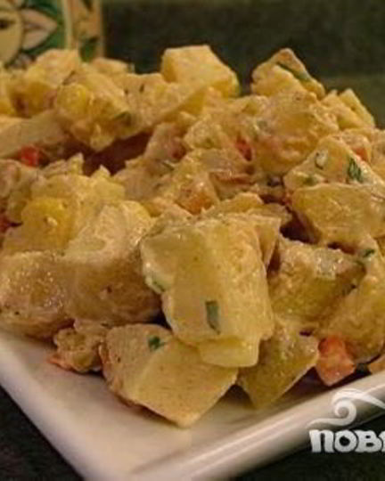 Рецепт салата с жареным картофелем