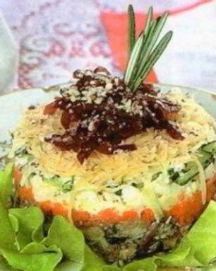 Слоеный картофельный салат со шпротами и маслинами