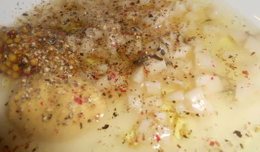 теплый салат с запеченным картофелем