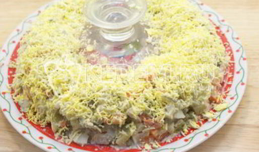 салат с курицей праздничное оливье