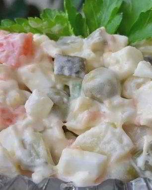 Традиционный салат Оливье