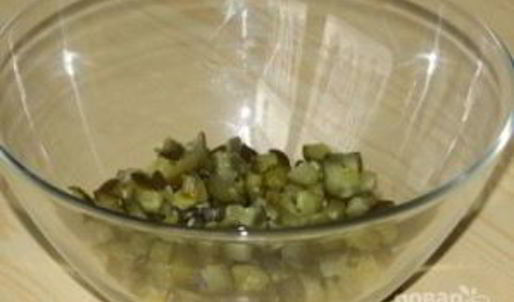 салат из курицы и ананасов