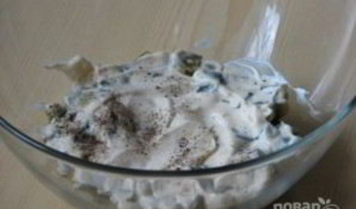 салат из курицы и ананасов