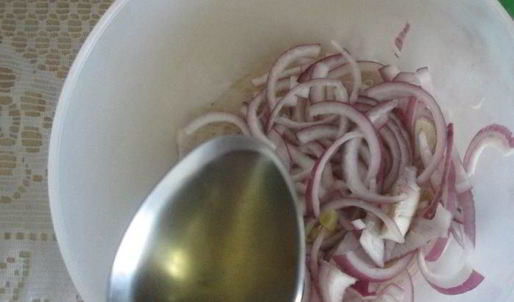 салат из овощей с куриной грудкой