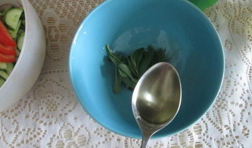 салат из овощей с куриной грудкой