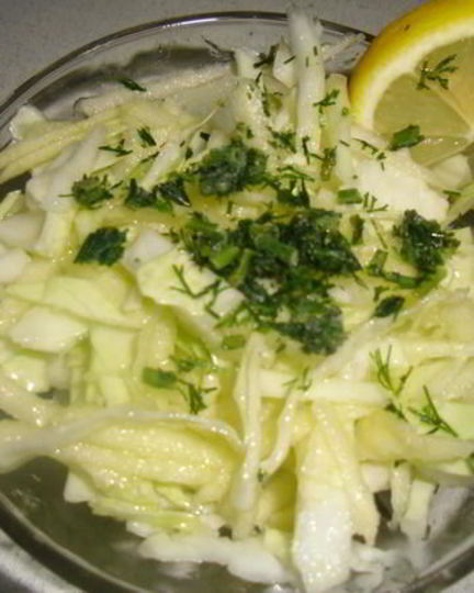 Рецепт салата из свежей капусты