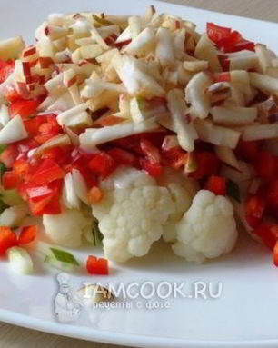 Салат из цветной капусты с яблоками