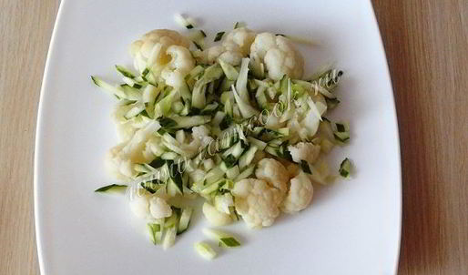 салат из цветной капусты с яблоками