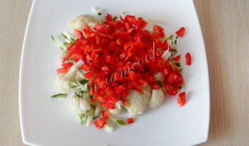 салат из цветной капусты с яблоками