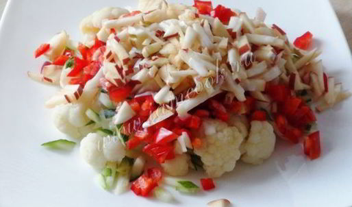 салат из цветной капусты с яблоками