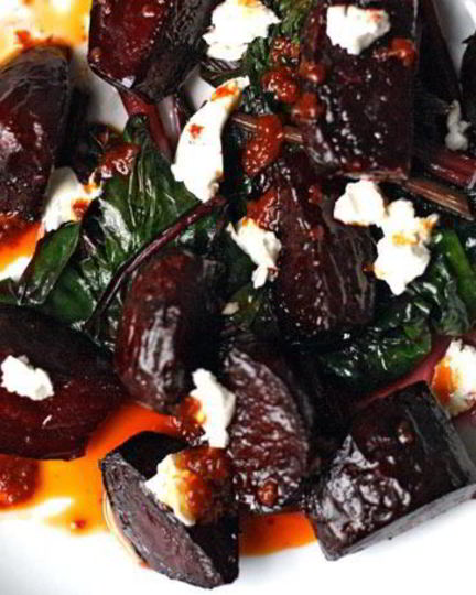 Рецепт салата из жареной свеклы