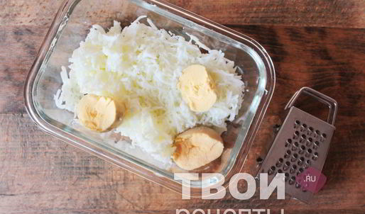 салат мимоза с горбушей