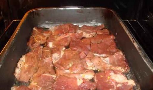 свинья под шубой