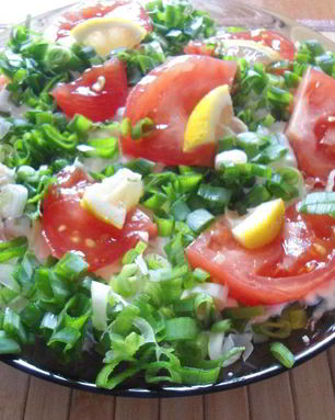 Салат с копченой курицей