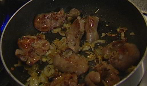 салат с куриной печенью